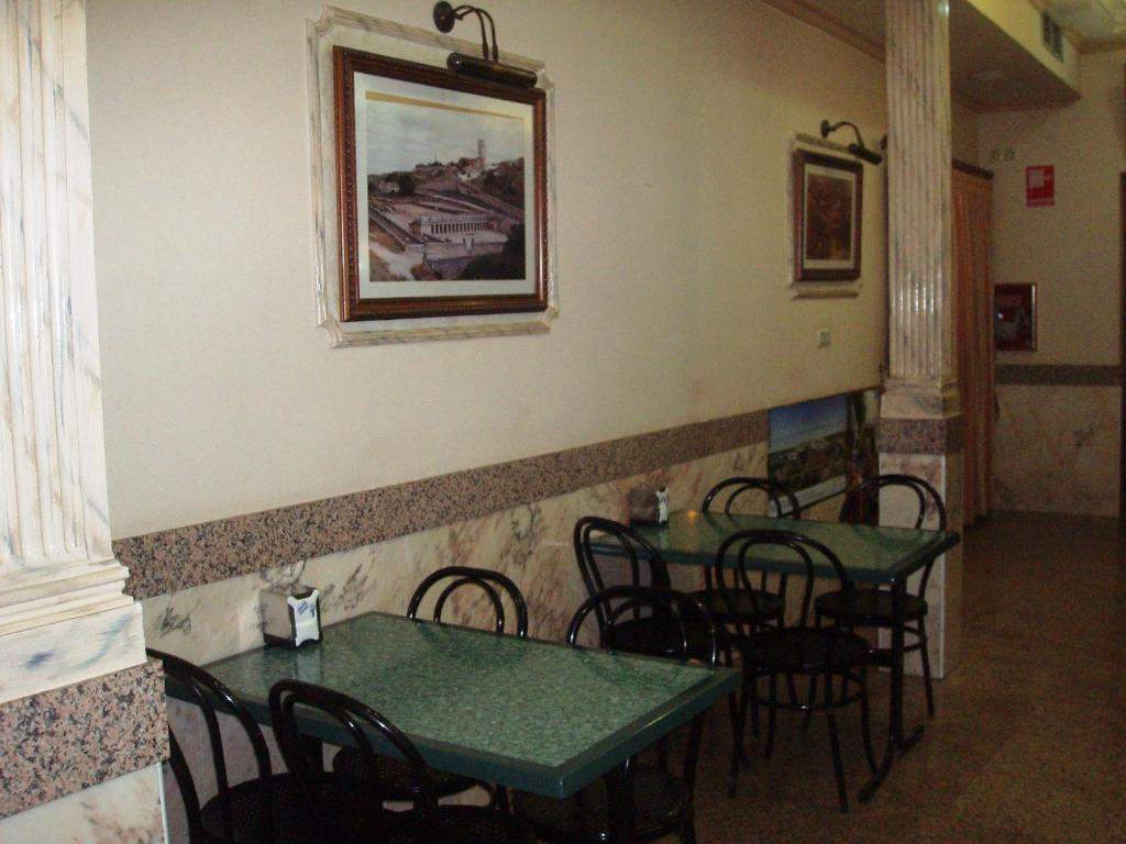 Hotel Los Hermanos Ocana  Exterior photo